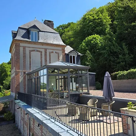 بيت للعطل La Petite Tour De Lestuaire Panoramic Sea View & Private Terrace *