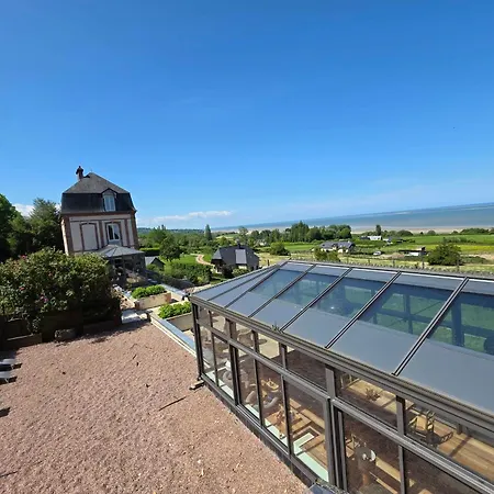 La Petite Tour De Lestuaire Panoramic Sea View & Private Terrace بيت للعطل